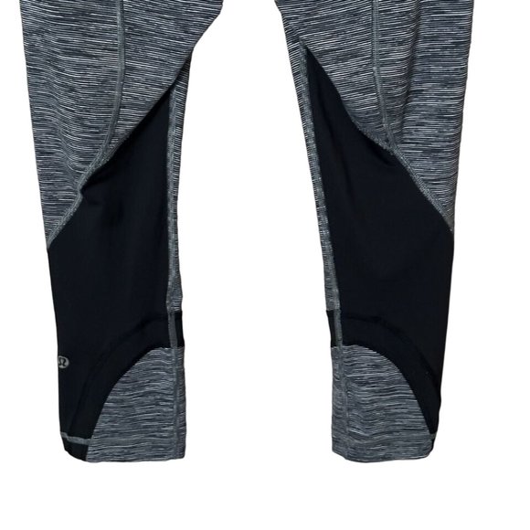 Lululemon Pants - Size 8 - Inspire Crop II Wee Are From Space - Black Slate - Picture 5 of 12